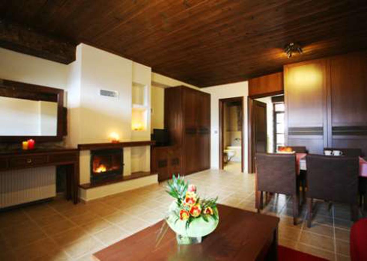 Chalet Christantoni Eláti Екстериор снимка